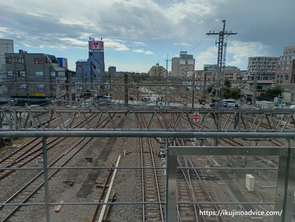西武鉄道「所沢駅」電車が見えるスポットのレビュー写真５