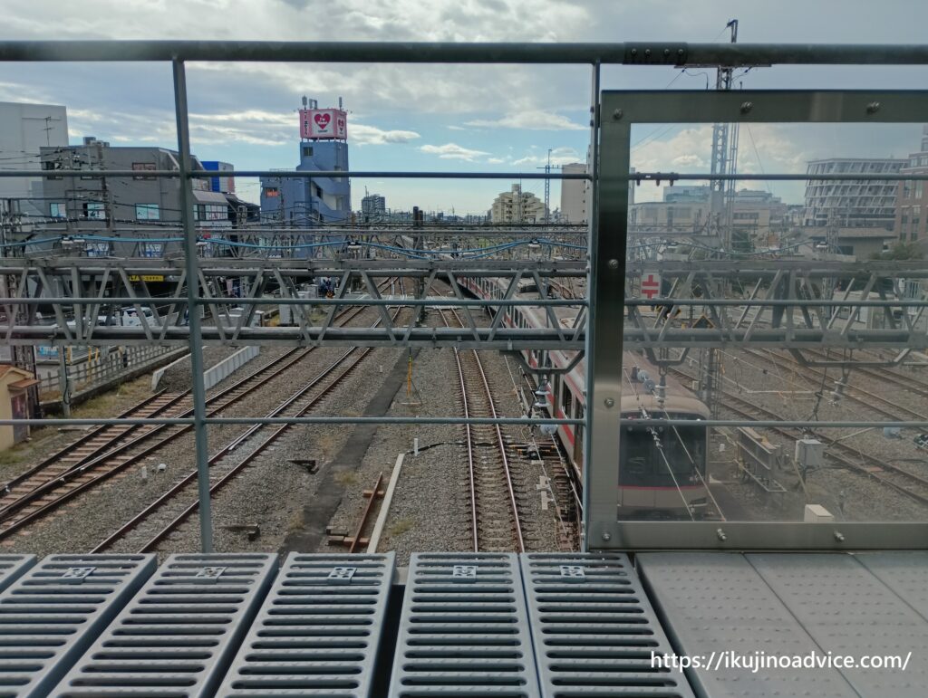 西武鉄道「所沢駅」電車が見えるスポットのレビュー写真６